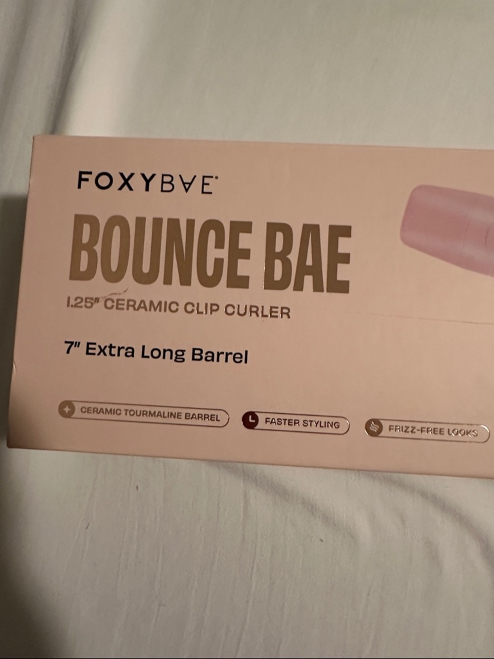 FOXYBAE Bounce Bae Pink 1.25" Ceramic Clip Curler - Picture 4 of 9